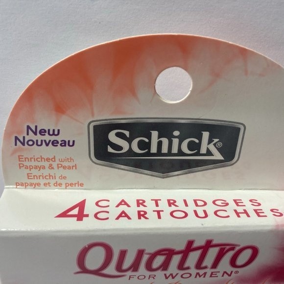 Schick Quattro Women Ultra Smooth Papaya Razor Blades Refills - Picture 3 of 13